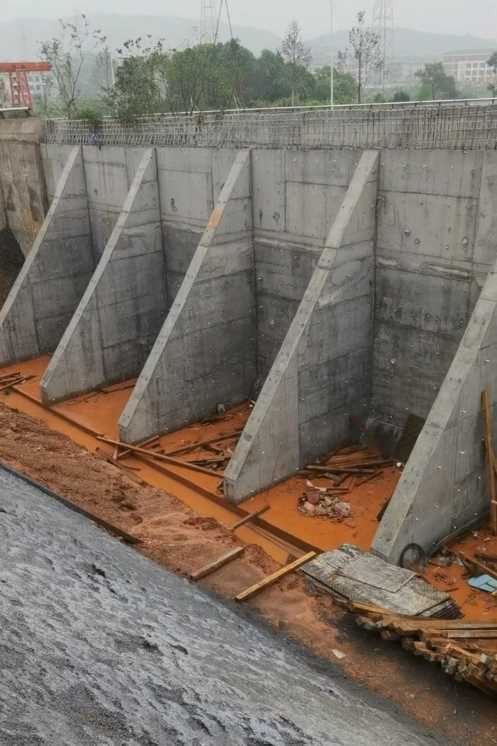 开封龙亭区锚杆式挡土墙